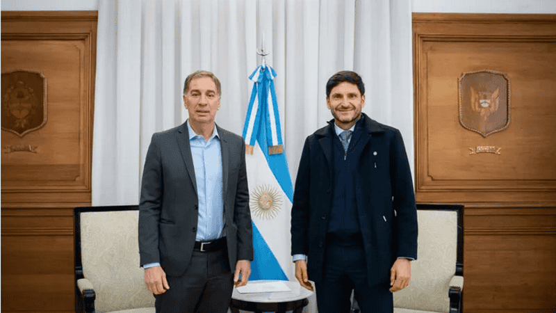 El gobernador Pullaro se reunió el miércoles con el jefe de Gabinete, Diego Santilli.