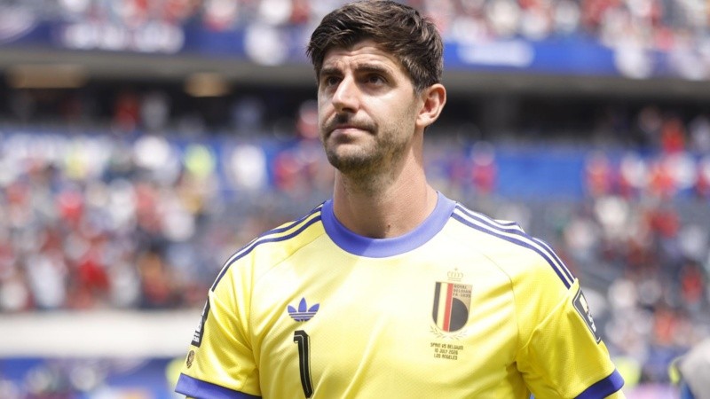 Thibaut Courtois, el arquero de Bélgica, fue reemplazado ante España por una lesión.