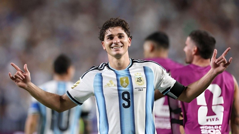 Julián, autor del golazo que le dio vida a la selección.