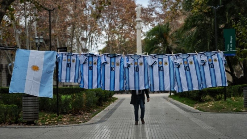 La del Diez, la que más piden los rosarinos. La de su capitán, Leo.