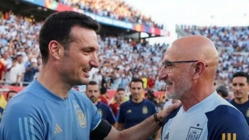 Scaloni y De la Fuente, las cabezas de los cuerpos técnicos de ambos países.