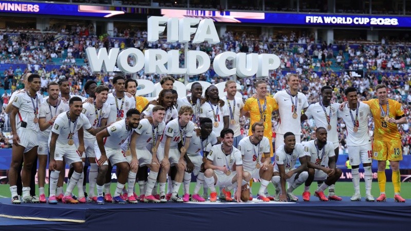 Inglaterra derrotó a Francia por 6 a 4 y se quedó con el tercer puesto del Mundial.