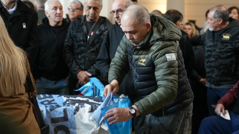 El último adiós a Rada en la sede de Gobernación.