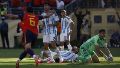 España celebra el gol que buscó por más de 100 minutos (EFE).
