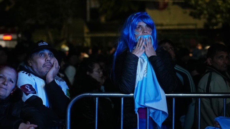 De la ilusión a la tristeza: Argentina perdió la final ante España y así se vivió en Rosario.