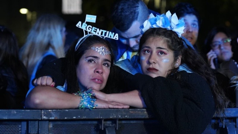De la ilusión a la tristeza: Argentina perdió la final ante España y así se vivió en Rosario.