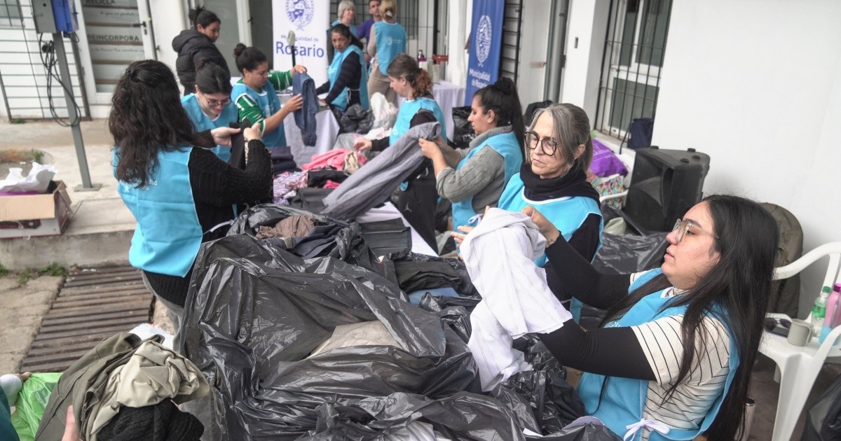 Rosario recuperó 850 kilos de ropa en la jornada solidaria y sustentable "Si no lo usás, donalo"