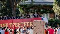 La selección española comenzó con los festejos en las calles de Madrid.