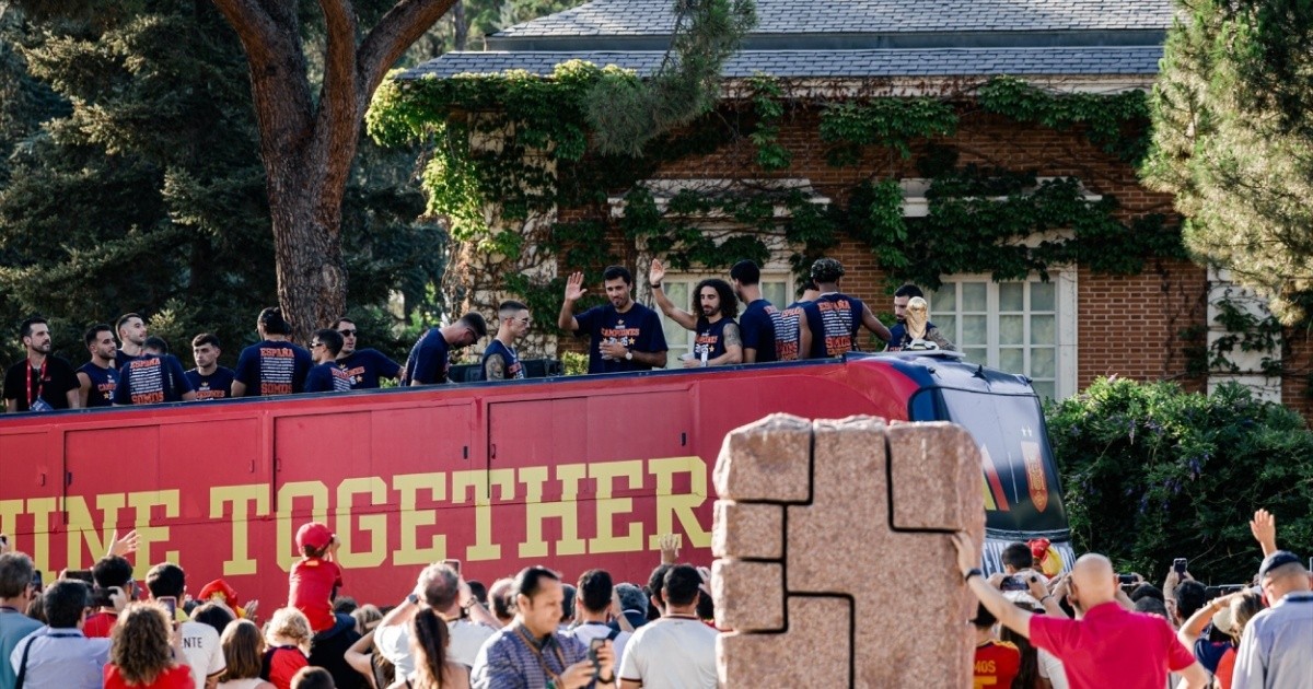 La selección española comenzó con los festejos del Mundial 2026 en las calles de Madrid