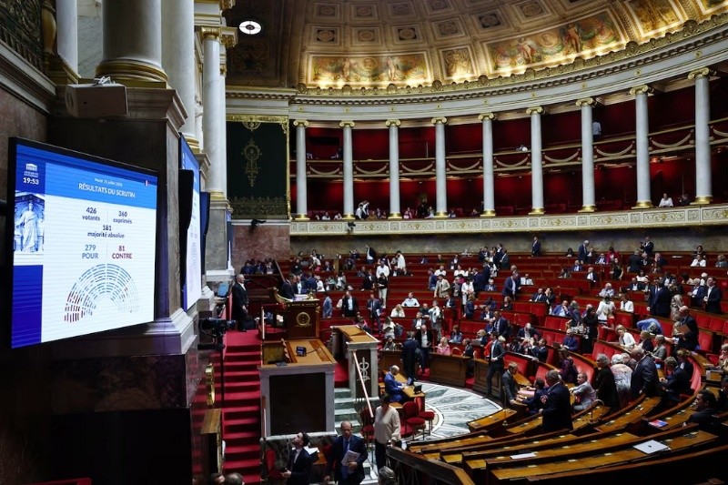 &nbsp;El Parlamento de Francia aprobó la prohibición de redes sociales para menores de 15 años.