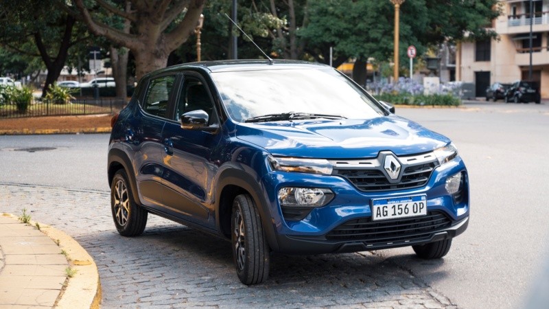 El Renault Kwid es elegido tanto por quienes buscan su primer auto como por trabajadores independientes, repartidores, vendedores, emprendedores y familias que necesitan una solución de movilidad confiable y económica.