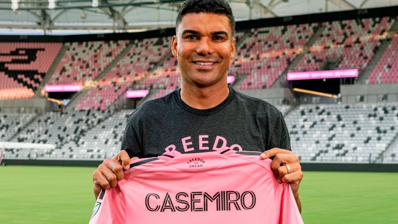 Messi y Casemiro serán compañeros en el Inter Miami.