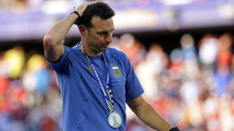 Scaloni aseguró estar “eternamente agradecido” a su cuerpo técnico. Foto EFE