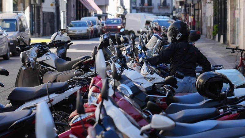 En junio se patentaron 6.901 motovehículos en la provincia. (Alan Monzón/Rosario3)