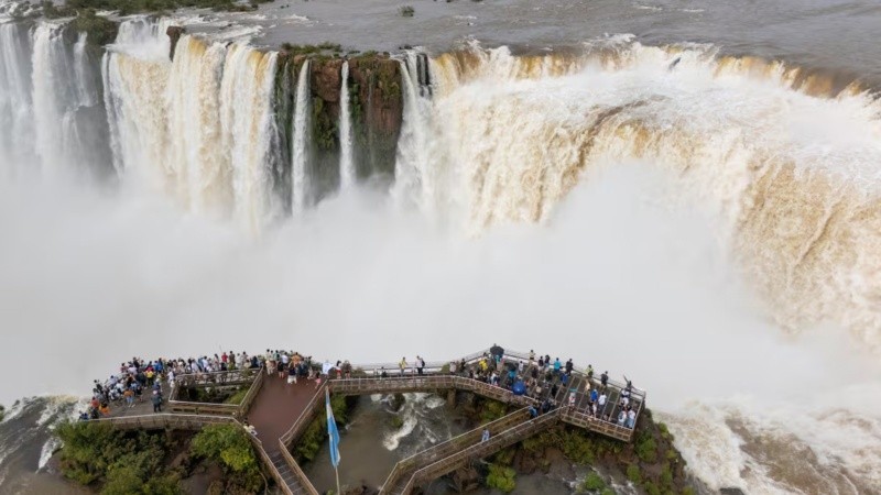 Cerrarán por 40 días el paso a la Garganta del Diablo en el Parque Nacional Iguazú ante las crecidas proyectadas por El Niño.
