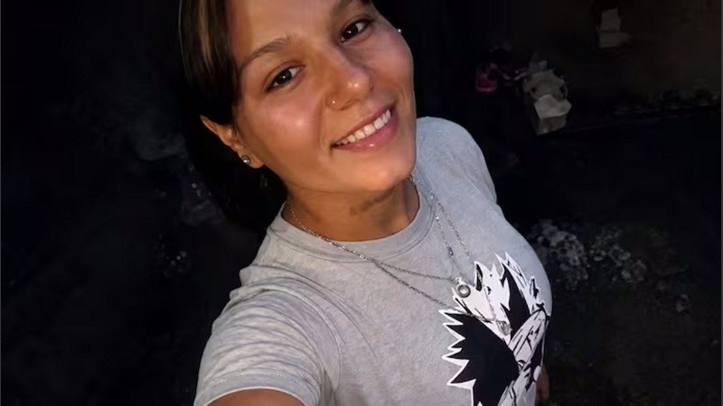 Johana Mailén Antonich, de 24 años y madre de dos nenas
