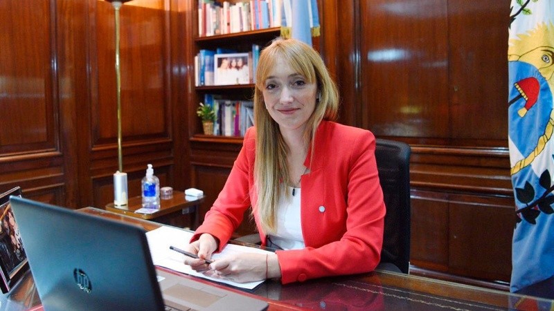 Fernández Sagasti elevó el pedido para participar de forma virtual de la sesión.