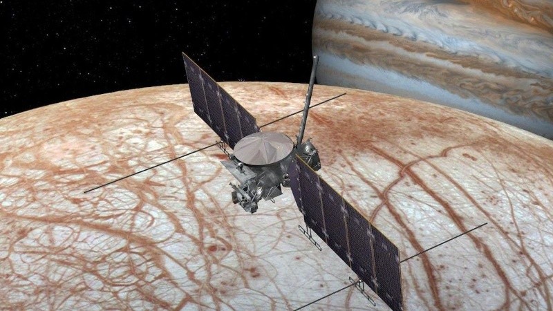Europa Clipper, que llegará a Júpiter en abril de 2030.