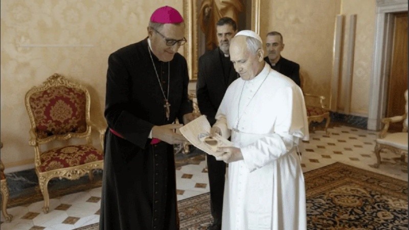 El papa León XIV nombró al arzobispo de Rosario, Eduardo Martín, como consultor vaticano.