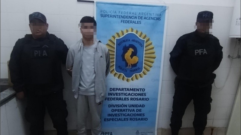 Juan C. fue detenido mientras viajaba en un taxi.