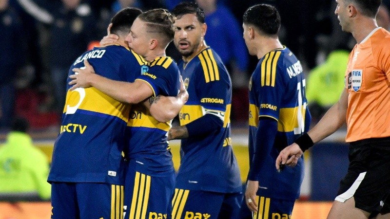 El Rusito le metió un gol al equipo que lo formó (Fotobaires).
