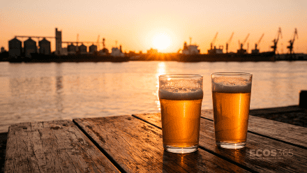Día Mundial de la Cerveza: la industria artesanal argentina exporta más pero vende menos en los bares
