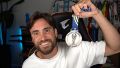 Tagliafico mostró orgulloso la medalla de plata.