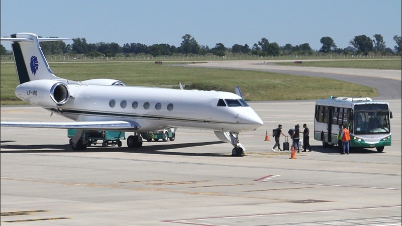 El aeropuerto se prepara para recibir al astro rosarino.