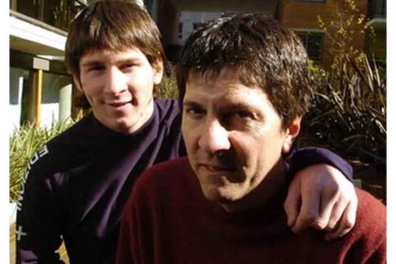 Un joven Leo Messi junto a su padre, Jorge.