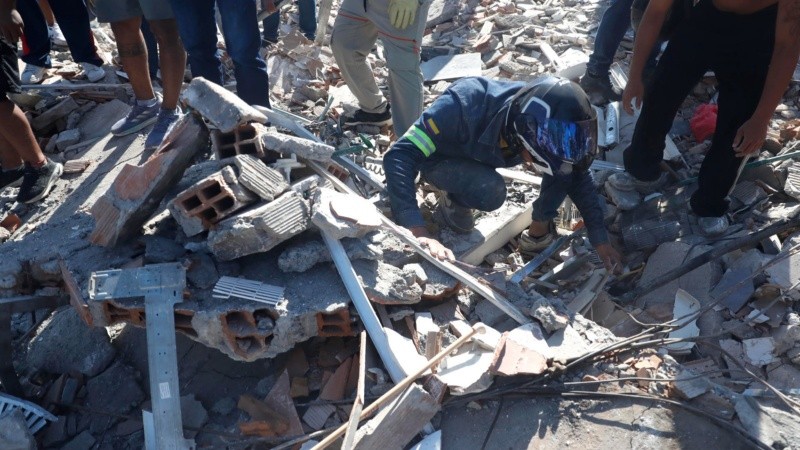 Unos 20 edificios sufrieron graves daños por consecuencia del terremoto en Cali, Colombia.