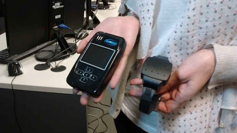 Prototipo de tobillera electrónica del ministerio de Justicia de Nación.