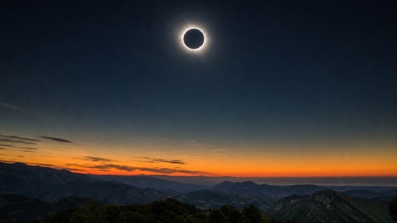 Las claves del eclipse solar total que tendrá lugar este miércoles 12 de agosto.