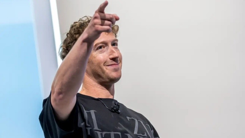 Frente a los discursos más catastróficos de la industria, Zuckerberg prevé que la economía se volverá más emprendedora, ya que será significativamente más fácil iniciar negocios sin necesidad de levantar grandes sumas de capital.