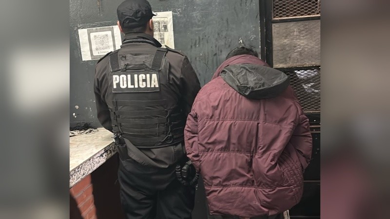 El detenido fue trasladado a la comisaría 2ª.