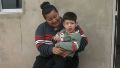 Claudia y su hijo Tomás este miércoles.