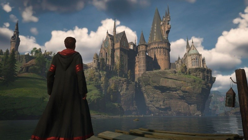 Hogwarts Legacy está disponible para todas las consolas de la generación actual y anterior.&nbsp;
