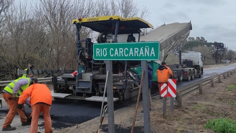 El puente quedó clausurado tras la crecida del Carcarañá a fines de agosto del 2025.