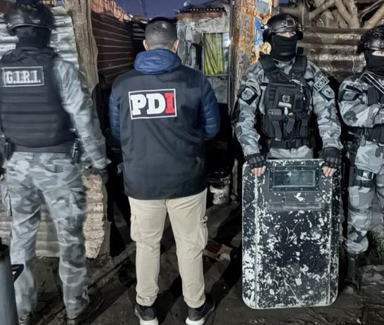la PDI hizo una serie de allanamientos el 13 de julio en Vía Honda, barrio Toba y La Lagunita, donde dio con todos los involucrados en la trama.