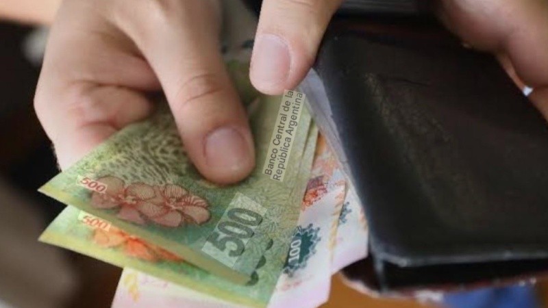 La desaceleración de la inflación, por sí sola, no alcanza para revertir ese escenario si los salarios no recuperan el terreno perdido.