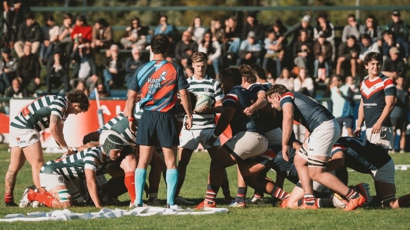Agustín Maderna, medio scrum de Jockey Club que se ganó un lugar como titular a base de mucho esfuerzo en un momento difícil. Crédito: Gentileza Prensa JCR&nbsp;