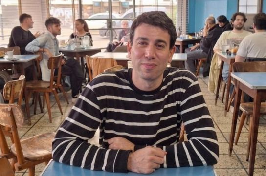 El músico Mateo Sujatovich (Rosario3).