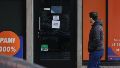 Carina Candelas trabajaba este miércoles en el Marketing Farm de Dorrego y Zeballos como de costumbre cuando su exesposo, Martín Banchero, entró a las 9.39, la buscó, la acorraló en un depósito y le asestó siete puñaladas.