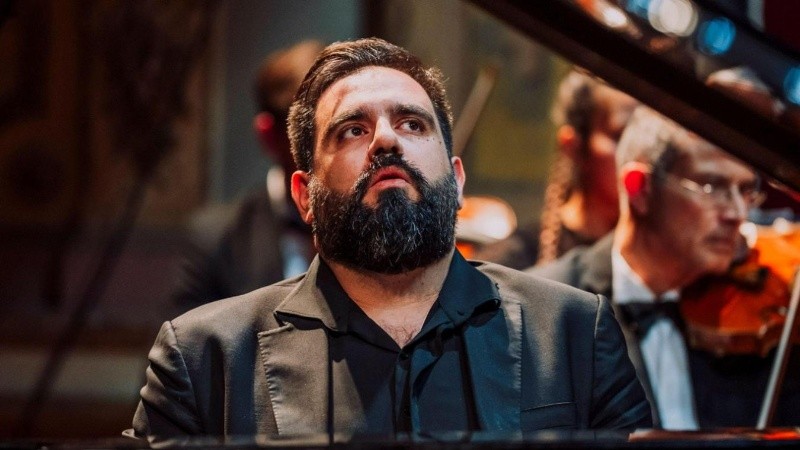 El pianista Mario Montore.