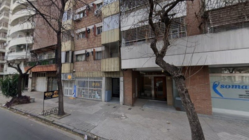 La policía arribó al edificio poco después de las 16.