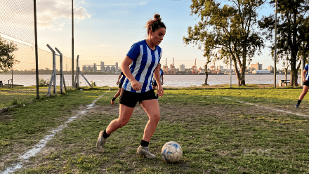 Día de la Futbolista Argentina: el fútbol femenino ya mueve miles de millones y la región recién arranca