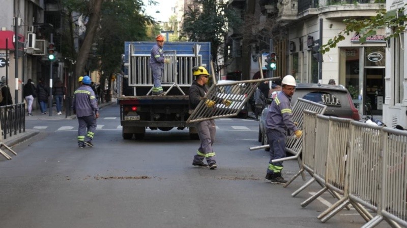 Amplio despliegue de fuerzas de seguridad federales en el centro de Rosario.