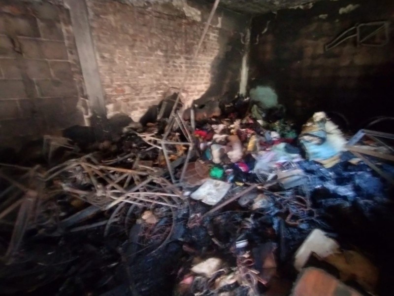 El incendio en la casa de Cerrito al 4400 (R.Lescano).&nbsp;