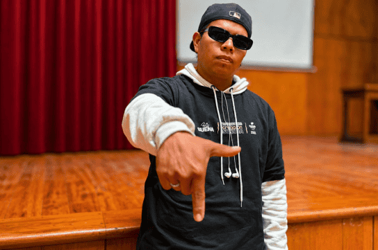 Cristian Romero encontró en el rap una segunda oportunidad: dejó atrás la calle y las drogas y hoy vive de la música, forma parte de BT Crew y participa de Resuena. (Foto Rosario3)