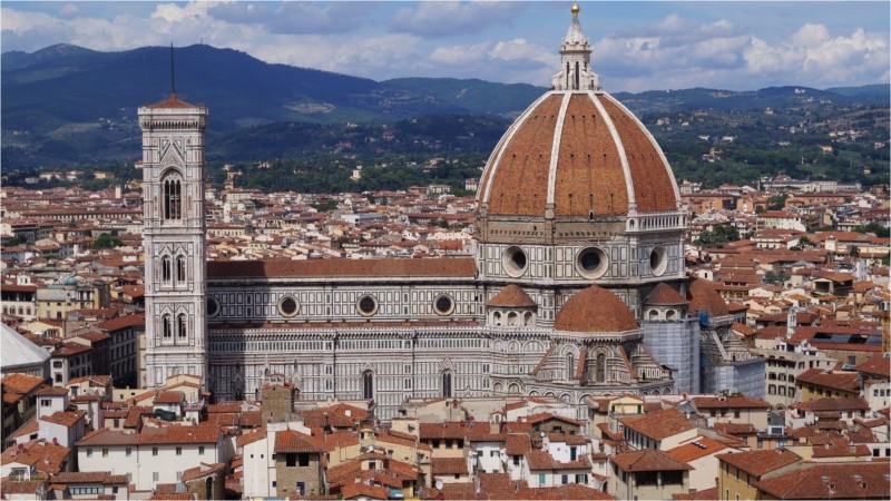 El templo platense relegó a la basílica catedral metropolitana de Santa María del Fiore en Florencia, Italia. (Foto: Wikipedia)