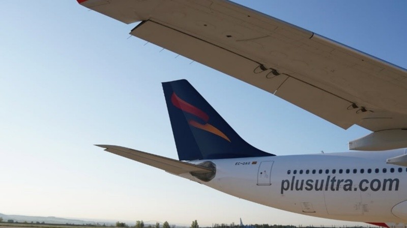 La aerolínea Plus Ultra comenzó a operar entre Buenos Aires y Madrid en junio pasado.